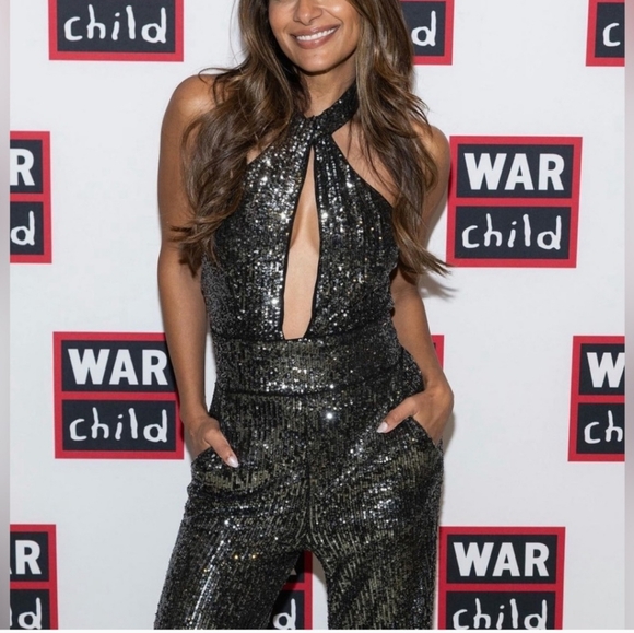 NWT ANTHROPOLOGIE Maeve Sequin Halter Jumpsuit Color: Carbon Size 4 - Picture 8 of 11